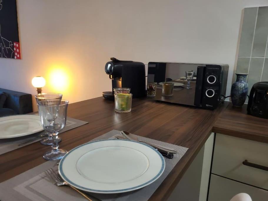 O Bon'Endroit - Appartement Confort - Centre Ville Vienne  Extérieur photo