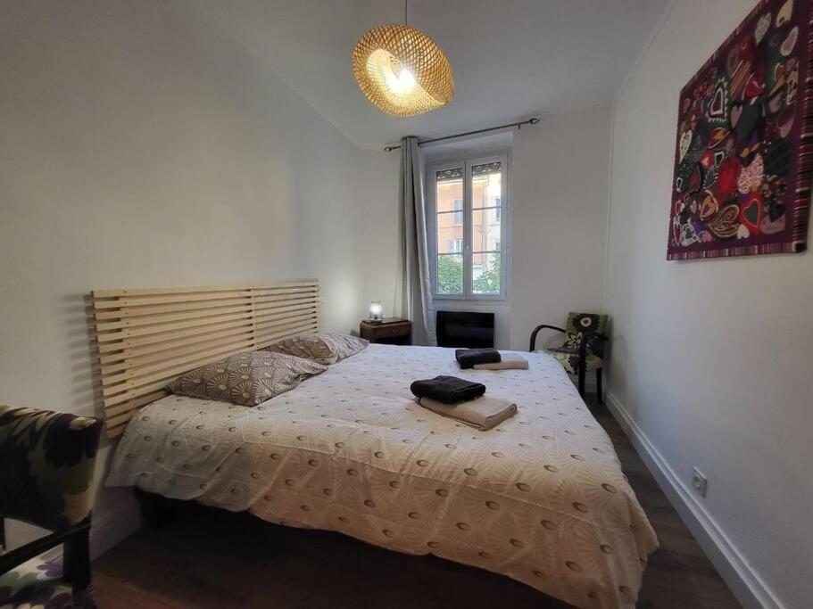 O Bon'Endroit - Appartement Confort - Centre Ville Vienne  Extérieur photo