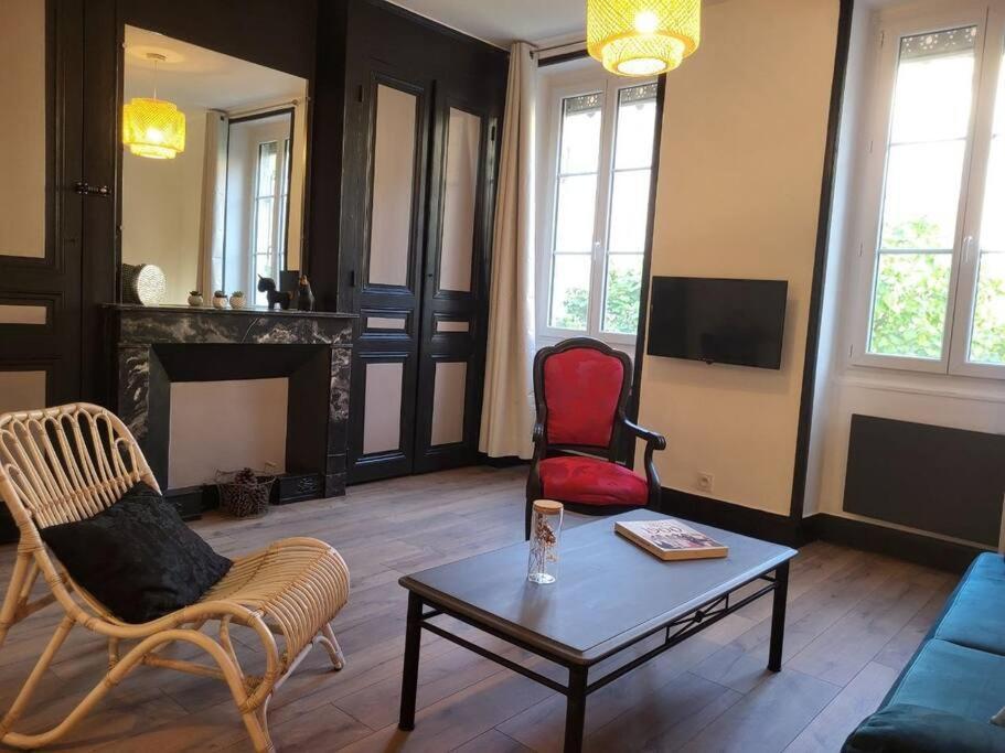 O Bon'Endroit - Appartement Confort - Centre Ville Vienne  Extérieur photo
